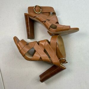 Micheal Kors Sexy Women's Tan Strappy Sandals with gold tone ankle Buckle prom